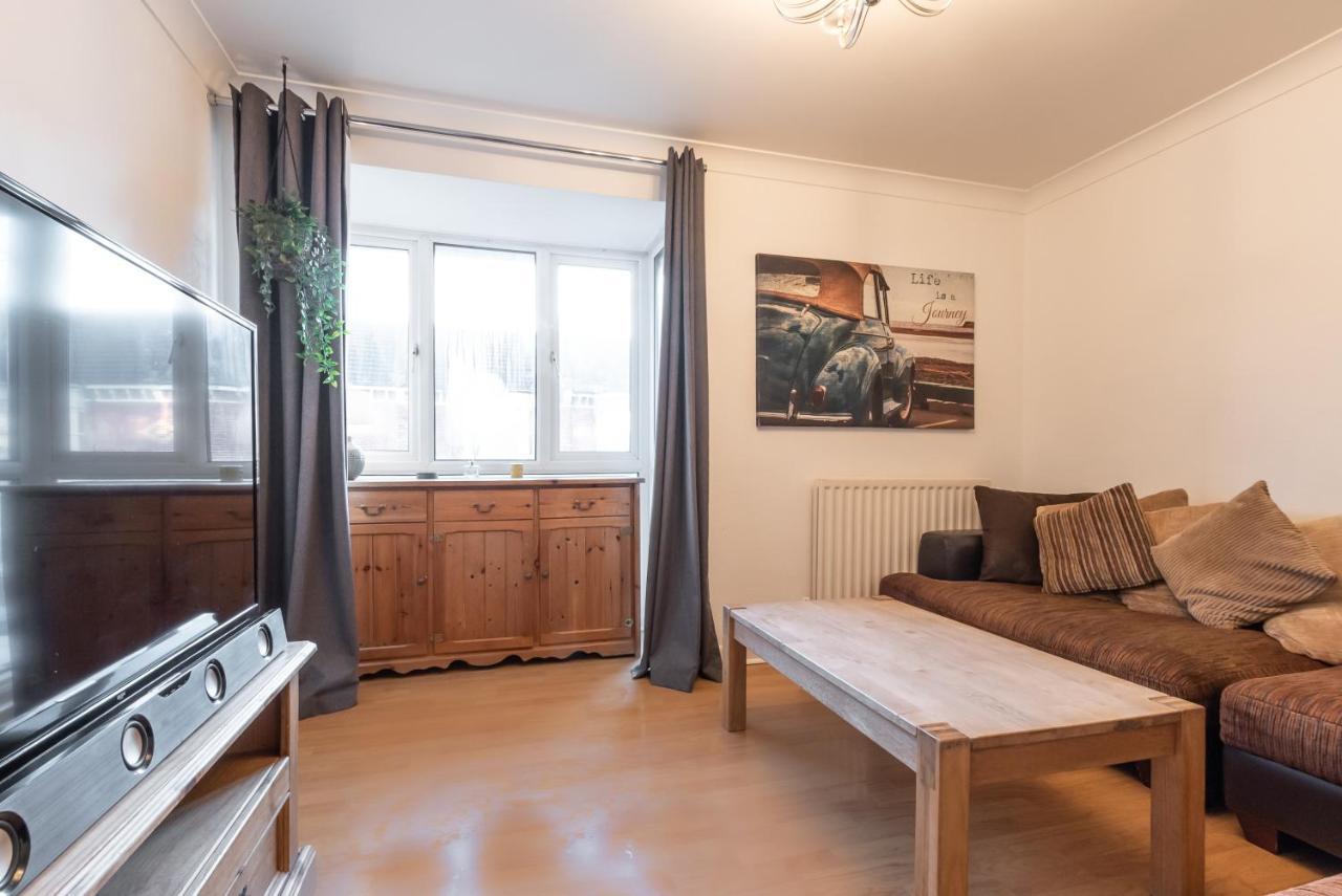 Best Price! Large Home For 4 - Smart Tv - Comfy Beds - Garden - 4 Single Beds Or 2 Doubles! Portsmouth Exterior photo